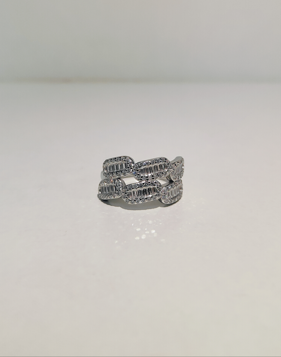 Silver stylish ring