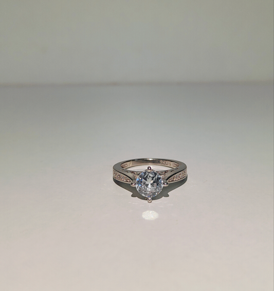 Silver diamond ring