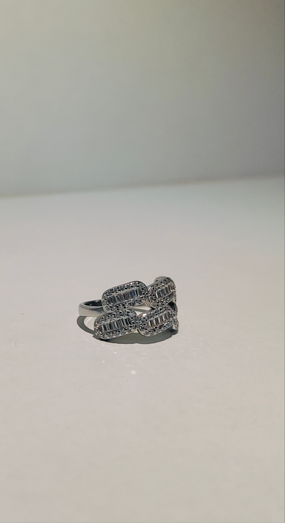 Silver stylish ring