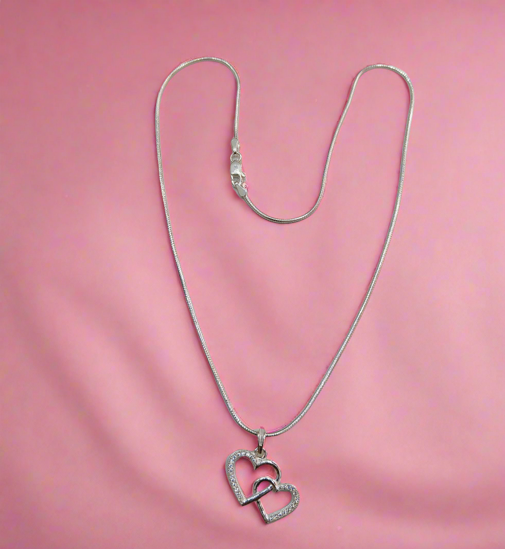 Silver chain pendant