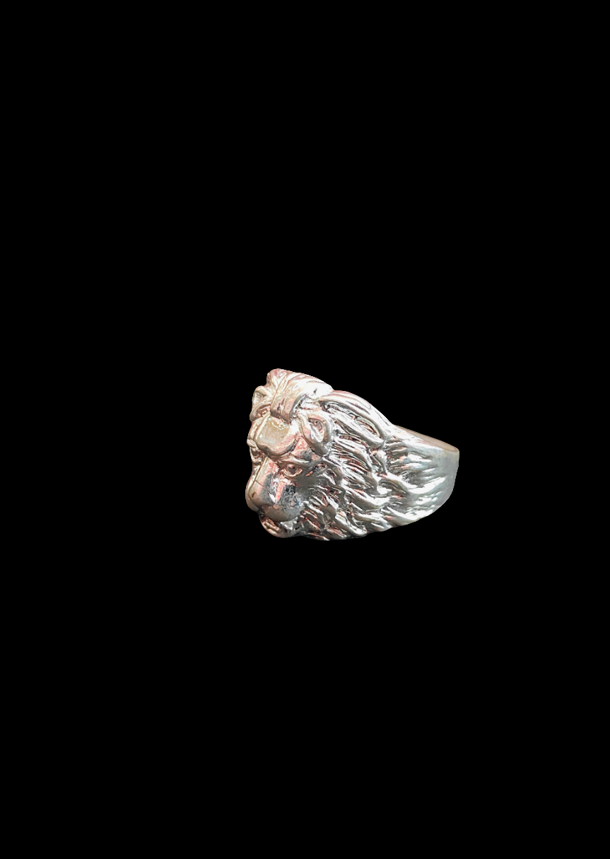 Silver men's lion ring