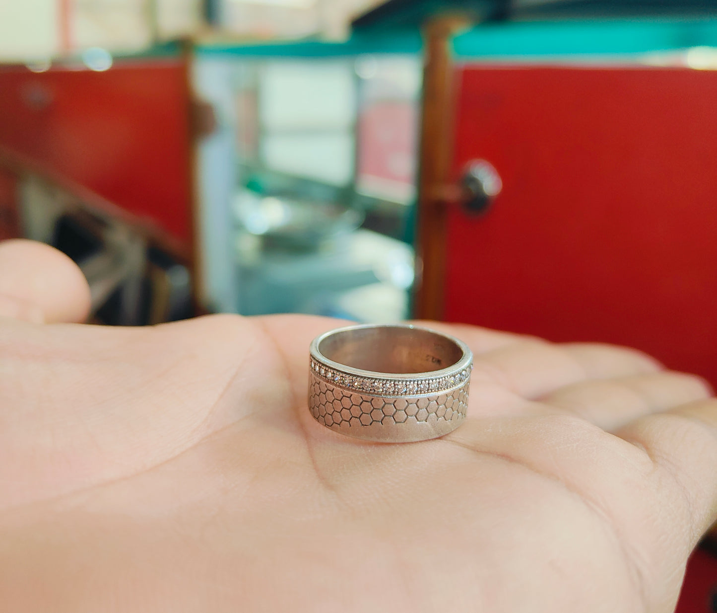 Silver men's plane band ring